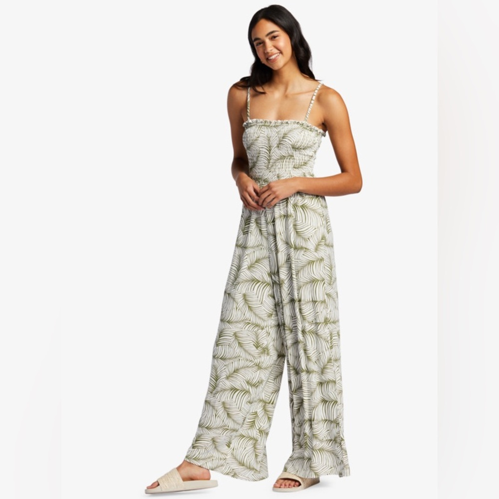 Roxy NWT Straight To Romantic Smocked Wide Leg Jumpsuit Green Palms Leaf size L